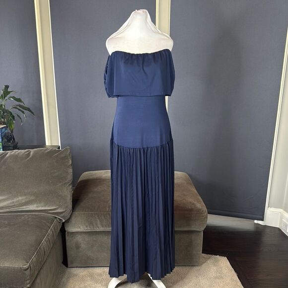 Women’s Navy Off-Shoulder Maxi Dress Pleated Skirt Size L - Picture 1 of 15